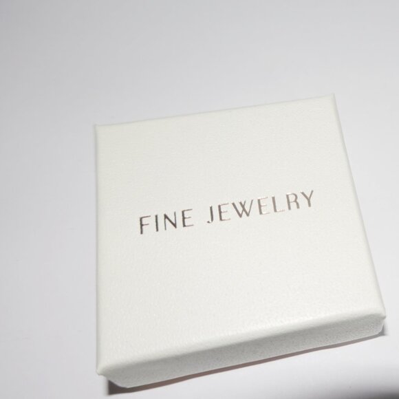 Star of David Necklace - Picture 3 of 3